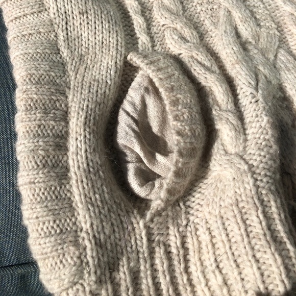 American Eagle Cozy Cream short-sleeve sweater - Picture 16 of 16